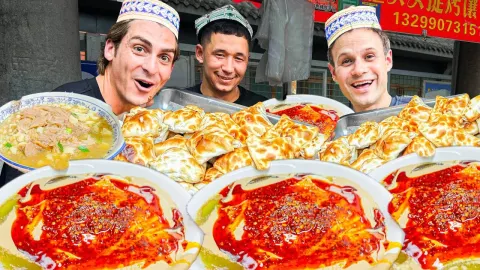 Exploring the Best Street Food in Xi'an China