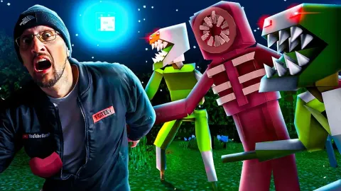Minecraft Player Recreates Roblox Doors in a Blocky Horror Challenge