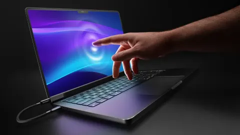A Touchscreen MacBook Exists / How This Hack Changes Apple's Stance