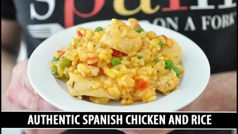 Authentic Spanish Arroz con Pollo: A Classic Chicken and Rice Recipe Ready in 40 Minutes