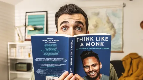 The Dark Side of Self-Help Gurus and How They Win Followers