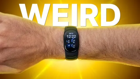 Fitbit Edge First Look Reveals a Promising Wearable With Some Confusing Design Choices