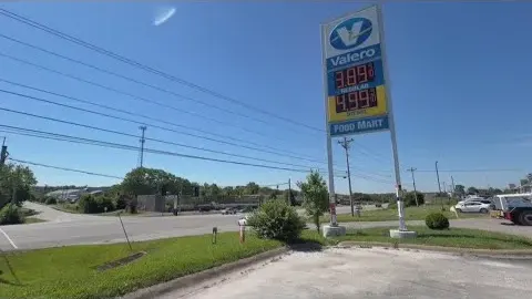 Kentucky Governor Defends Gas Tax Cut Amid GOP Backlash