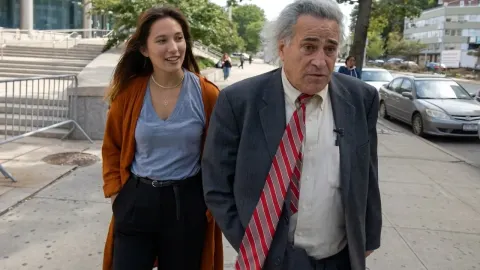 Meet Howard Greenberg the Real Life Saul Goodman Defense Attorney