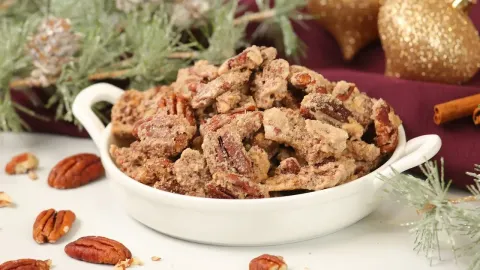 How to Make Easy Candied Pecans for Holiday Gifts and Festive Snacking