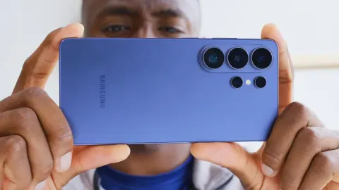 Samsung Galaxy S26 Ultra Review Privacy Display Tradeoffs and What You Need to Know