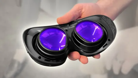 Valve Unveils Three New Gaming Devices Including a Compact Steam Machine and Standalone VR Heads