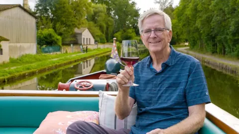 Burgundy: Barge Travel Guide and Tips