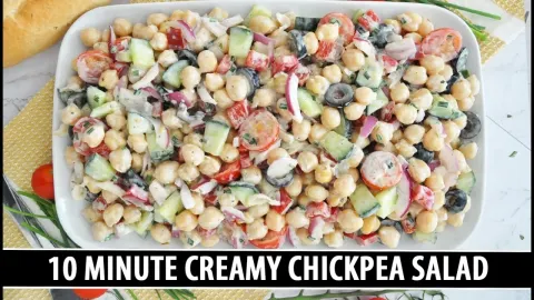 This Creamy Mediterranean Chickpea Salad Is a 10 Minute Meal