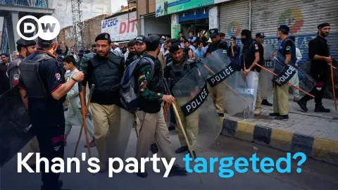 Pakistan Imposes Emergency Rule in Imran Khan's Khyber Pakhtunkhwa Stronghold