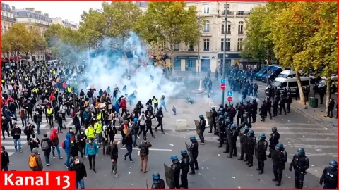 Paris Protesters Clash With Police Over Rising Living Costs as Tear Gas and Water Cannons Deploy