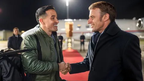 Inside the Presidential Plane A 48-Hour Journey with Emmanuel Macron