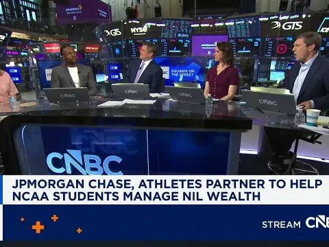 Kayvon Thibodeaux Partners with JPMorgan to Teach NIL Money Management
