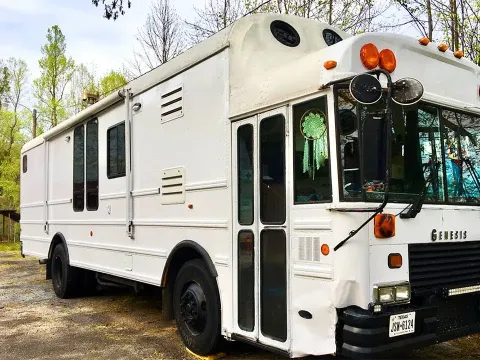 School Bus Transformed Into a Stunning Tiny Home: See the Conversion