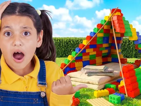 Ellie's LEGO House Adventure