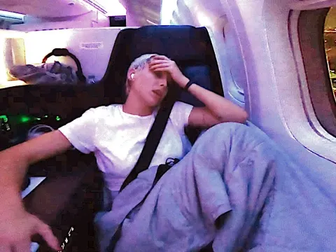 Overcoming Fear of Flying Alone: A Personal Journey