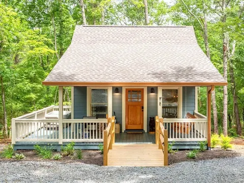 Living in a Tiny House: A Full Day Tour of a Compact Home