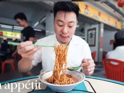 Singapore's Only Michelin Star Street Food: A Taste of Hill Street Taiwa Pork Noodle