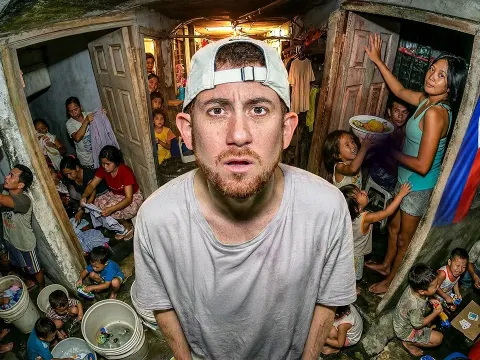Inside a Tunnel Where 100 Families Live Under a Manila Highway