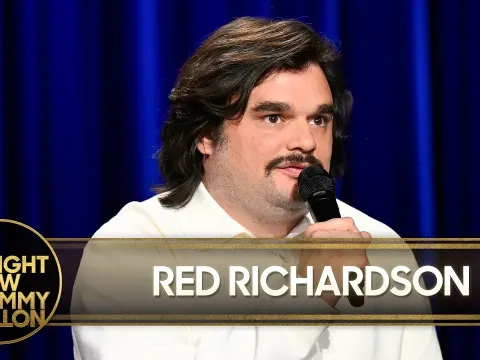 Red Richardson on Phone Addiction and Shark Fears in Stand-Up Debut