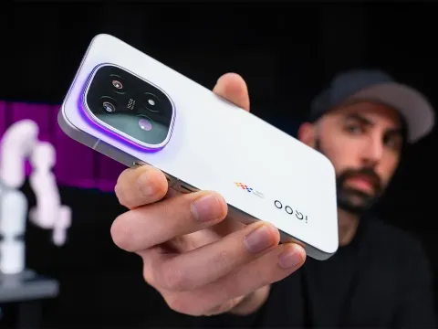 iQOO 15 Review: Snapdragon 8 Elite Gen 5, 7000mAh Battery, and M14 OLED Display Tested