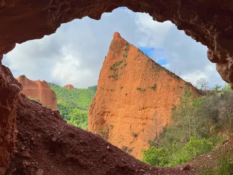 How Ancient Rome Used Water to Destroy Mountains for Gold
