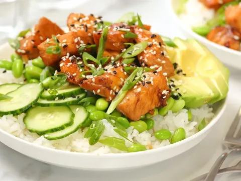 Sweet and Savory Teriyaki Salmon Bowl for Healthy Meal Prep