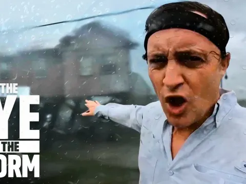 Inside the Disaster Zone: Firsthand Accounts of Hurricanes, Floods, and Wildfires
