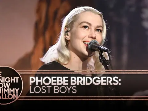 Phoebe Bridgers Debuts New Song Lost Boys on The Tonight Show