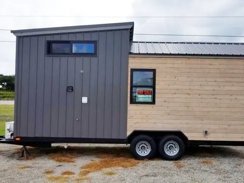 250 Sq Ft Tiny House in Texas with Huge Windows and Modern Amenities for Sale