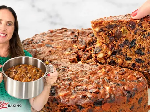 How to Make a Rich Irish Christmas Cake That Is Ready to Eat on Baking Day