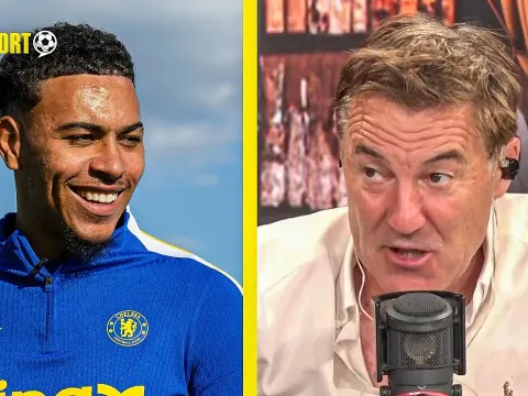 Dean Saunders Criticizes Aston Villa for Selling Morgan Rogers Amid Premier League Spending