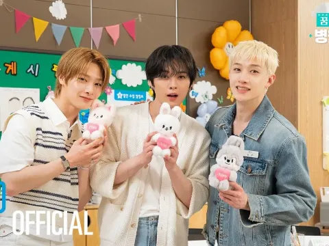Stray Kids Become Special Guest Teachers at a Hospital School Bringing Joy and Healing