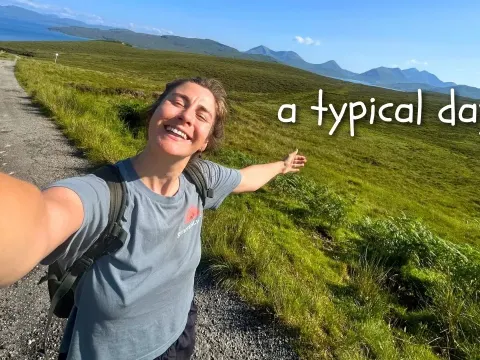 How a Remote Island Entrepreneur Built a $30K Monthly Business While Working Calmly