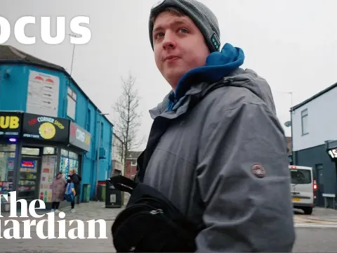 Grimsby's Vape Shop Boom and Job Crisis: A Young Man's Struggle for Work