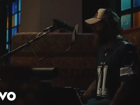 Post Malone Performs Congratulations with Quavo During F-1Trillion Album Livestream