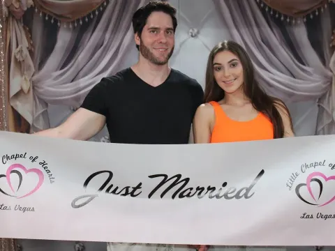 A Surprise Las Vegas Wedding: Our Unforgettable Elopement Story