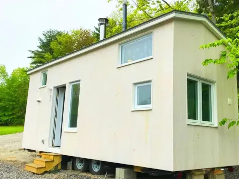 Modern Cozy Custom Tiny House in Maine Offers Comfortable Full Time Living for $78,000