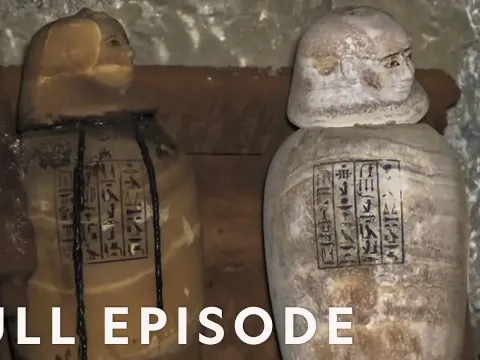 Archaeologists Uncover a Hidden Egyptian Burial Chamber Beneath the Desert