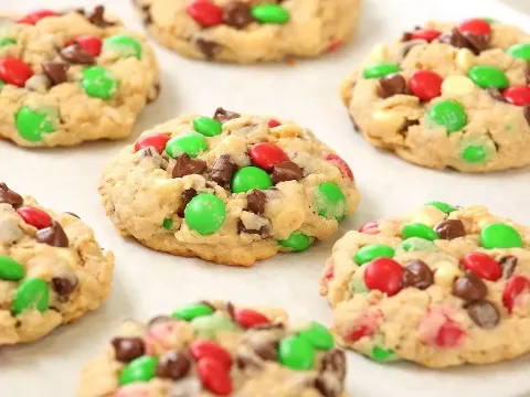 Easy Christmas Cookies for Santa That Kids Can Bake and Everyone Will Love