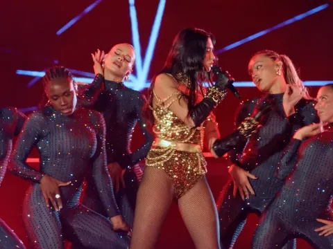 Dua Lipa Performs New Rules and Dance The Night Live in Mexico City