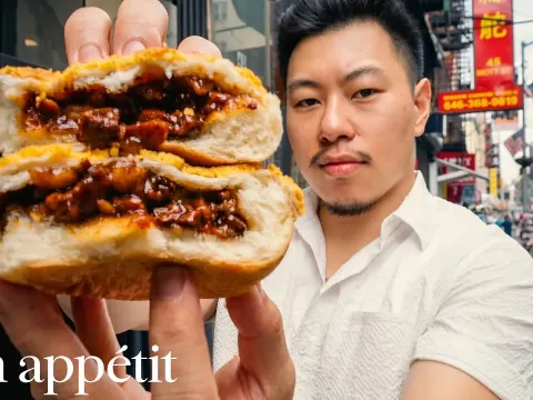 Why This Pork Bun Is the Top Street Food in Manhattan Chinatown