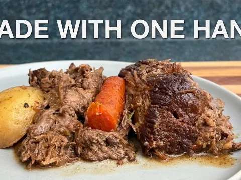 How to Make a One-Handed Pot Roast: A Simple and Flavorful Recipe